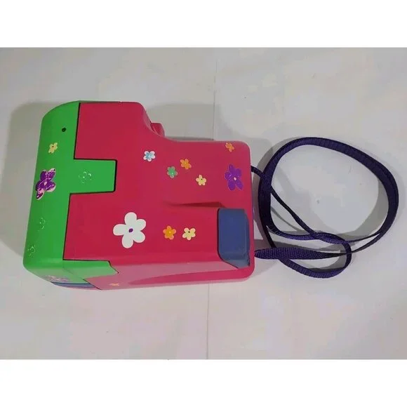 Polaroid 600 Pink Barbiecore Throwback Instant Film Camera Tested 1990's - Picture 5 of 7